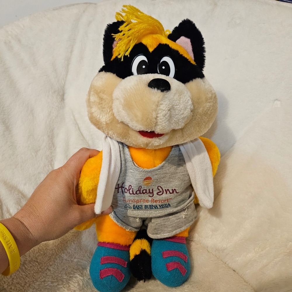 VTG Holiday Inn Sunspree Resort Lake Buena‎ Vista Raccoon Plush Toy Souvenir